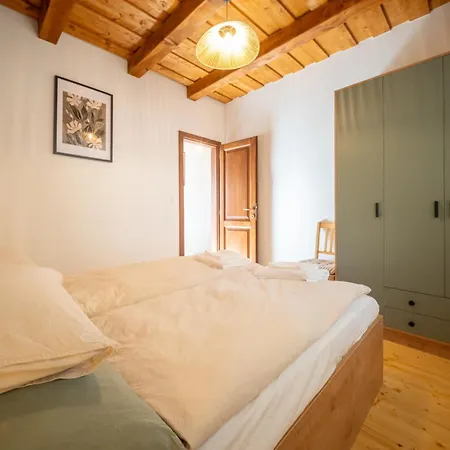 Akac 4 Бадачоньтёрдемиц